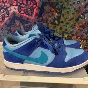 Nike dunk sb blue raspberry size 12